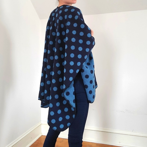 VINTAGE - Polka dot poncho - Picture 10 of 16